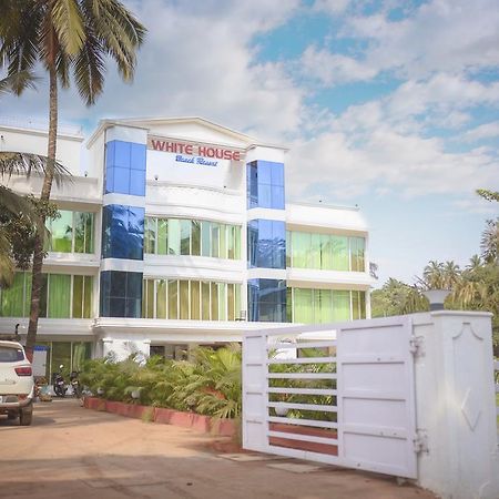 White House Beach Resort Nagaon  Eksteriør billede