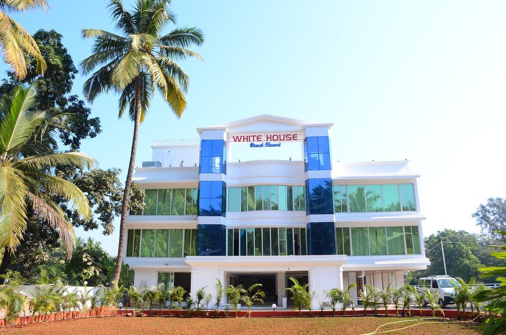 White House Beach Resort Nagaon  Eksteriør billede