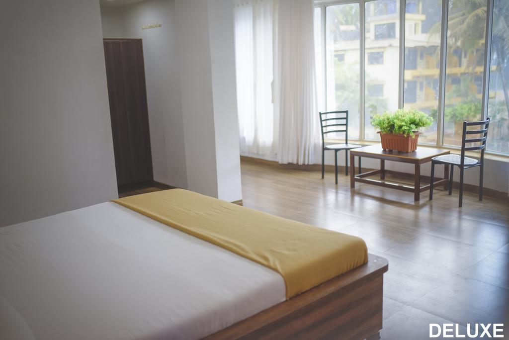 White House Beach Resort Nagaon  Eksteriør billede
